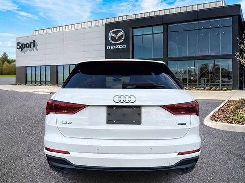 2021 Audi Q3 45 S line Premium