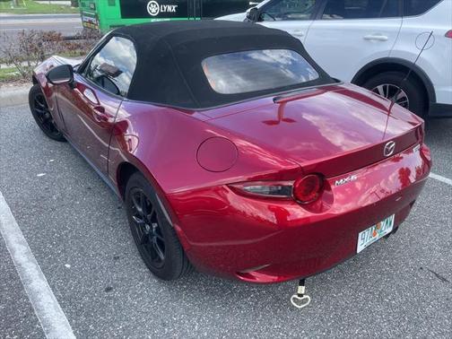 2019 Mazda MX-5 Miata Sport