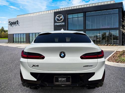 Alpine White 2024 BMW X4 xDrive30i