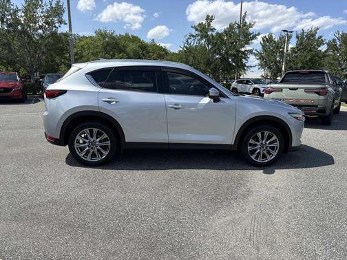 Sonic Silver Metallic 2019 Mazda CX-5 Signature