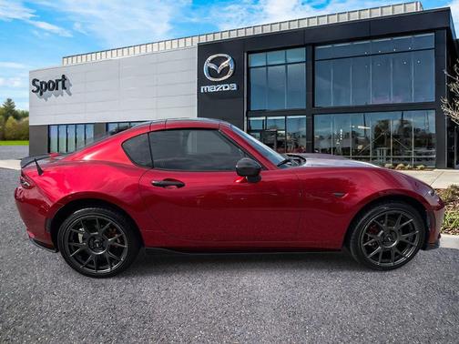 2022 Mazda MX-5 Miata RF Grand Touring