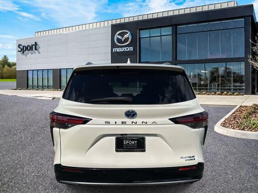 2021 Toyota Sienna Platinum 7 Passenger