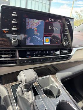 2021 Toyota Sienna Platinum 7 Passenger