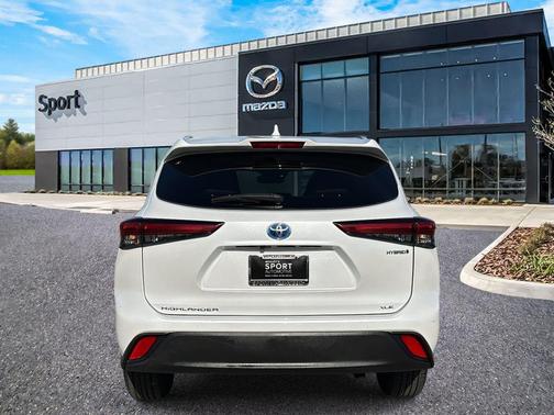 2023 Toyota Highlander Hybrid XLE