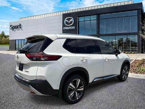 Pearl White Tricoat 2023 Nissan Rogue Platinum
