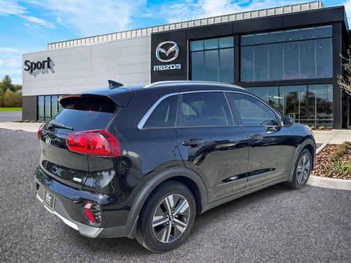 Aurora Black Pearl 2021 Kia Niro LXS