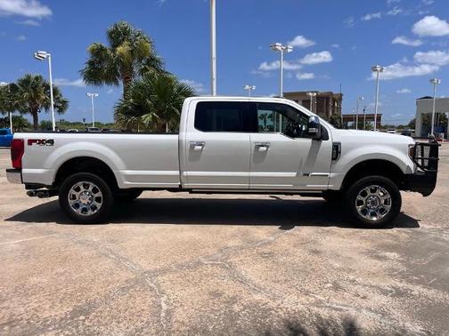 2022 Ford F-350 KING RANCH