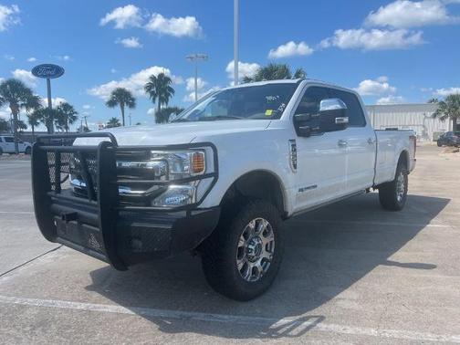 2022 Ford F-350 KING RANCH