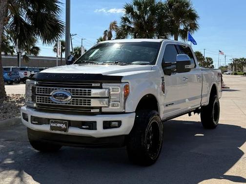 2017 Ford F-250 PLATINUM
