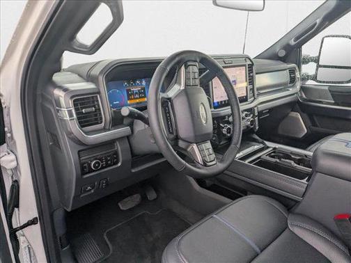 2025 Ford F-250 Platinum
