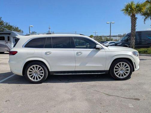 2022 Mercedes-Benz GLS 450 4MATIC