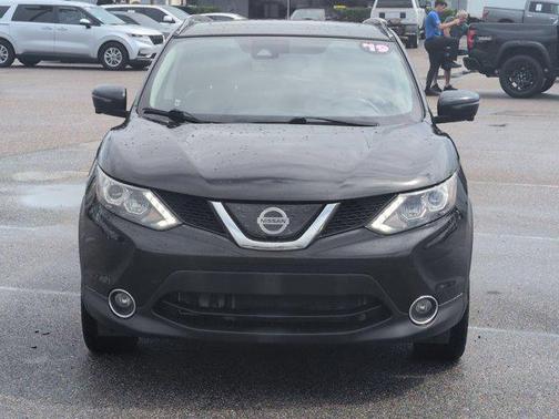 Magnetic Black Pearl 2019 Nissan Rogue Sport SL
