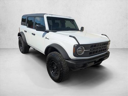 Oxford White 2026 Ford Bronco Big Bend