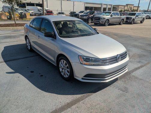 2015 Volkswagen Jetta 1.8T SE