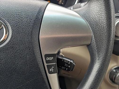 2011 Toyota Highlander SE