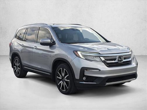 2022 Honda Pilot Touring 8-Passenger