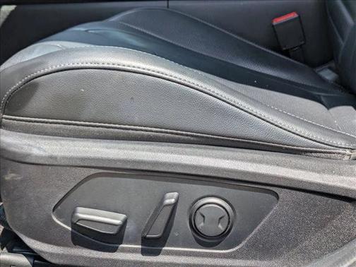 2022 Hyundai ELANTRA Limited