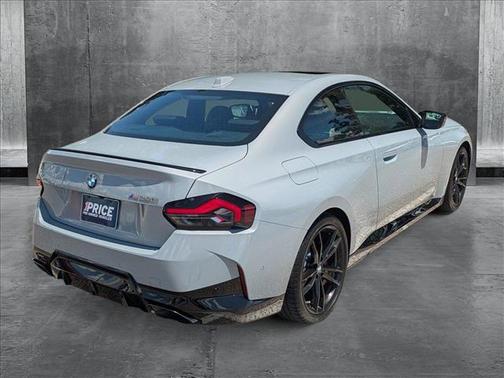 2024 BMW M240 i