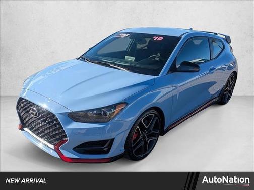 2019 Hyundai Veloster Base