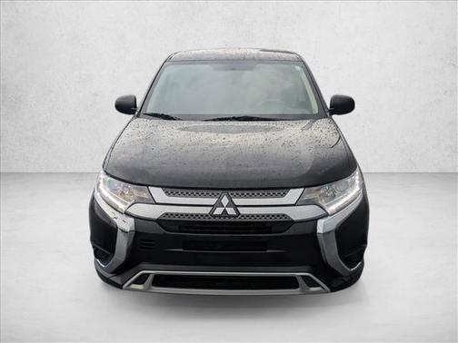 2020 Mitsubishi Outlander ES
