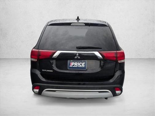 2020 Mitsubishi Outlander ES