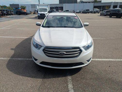 2013 Ford Taurus SEL