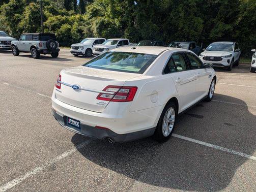 2013 Ford Taurus SEL