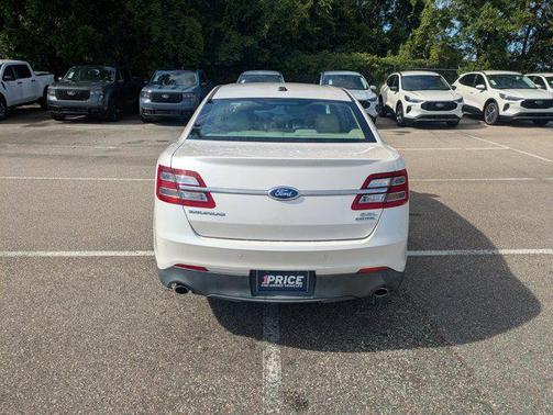 2013 Ford Taurus SEL