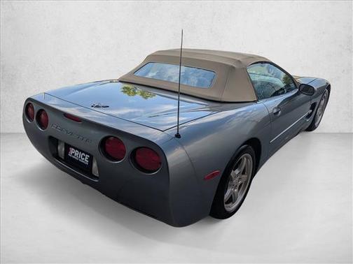 Quicksilver Metallic 2003 Chevrolet Corvette Base