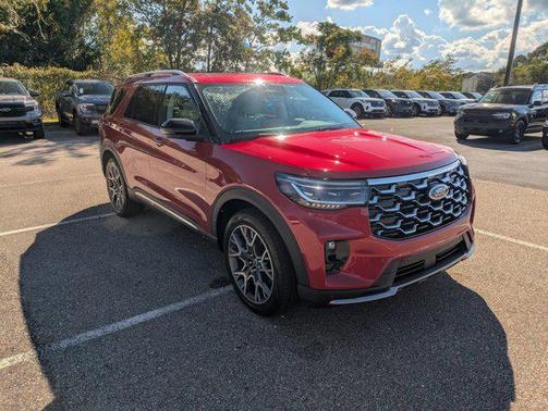 2025 Ford Explorer Platinum