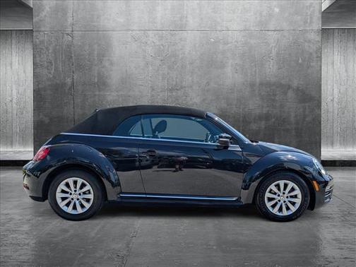 2018 Volkswagen Beetle 2.0T S