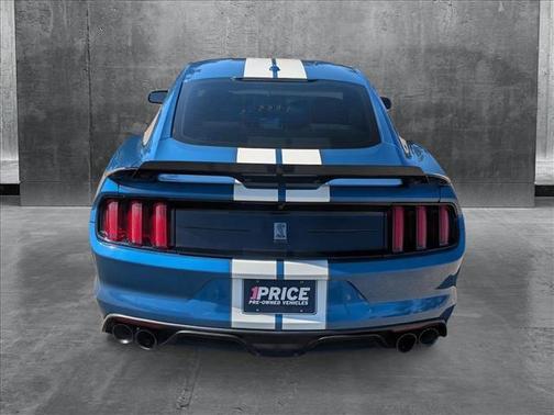 2019 Ford Shelby GT350 Base