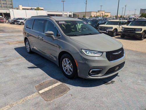 2021 Chrysler Pacifica Touring