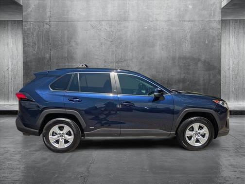 2019 Toyota RAV4 Hybrid XLE
