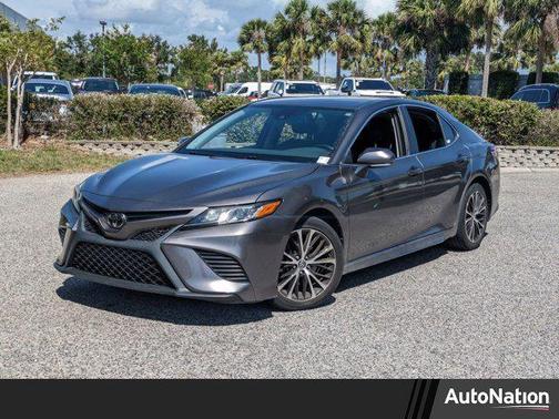 2019 Toyota Camry SE