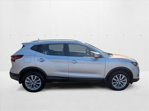 2020 Nissan Rogue Sport SV