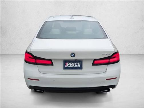 2021 BMW 530 530i
