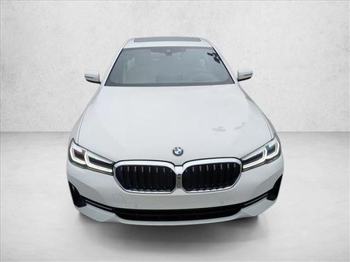 2021 BMW 530 530i
