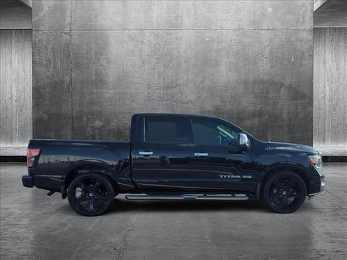 2020 Nissan Titan SL