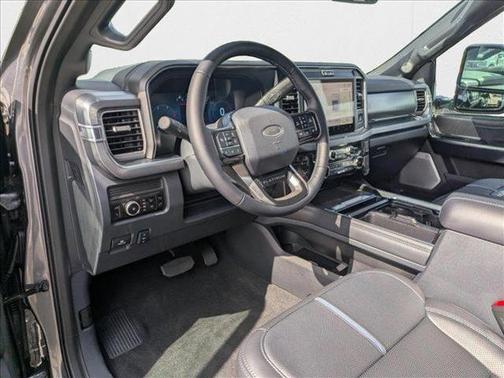 2025 Ford F-250 Platinum