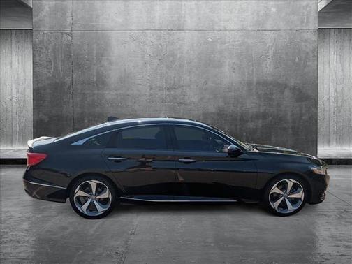 2020 Honda Accord Touring 2.0T