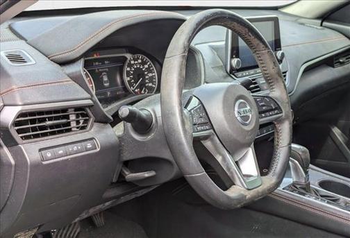2020 Nissan Altima SR FWD
