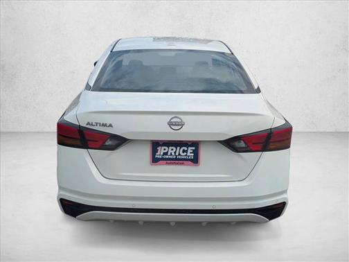 Glacier White 2025 Nissan Altima SV FWD