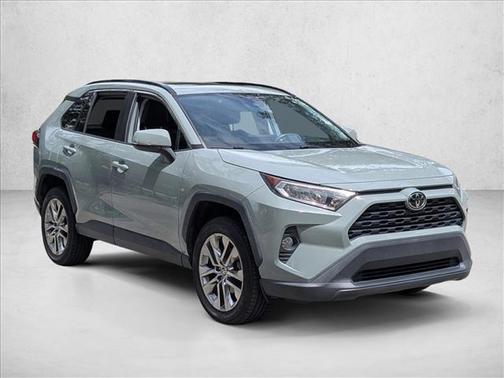 2021 Toyota RAV4 XLE Premium