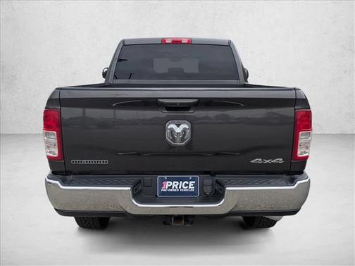 2021 RAM 2500 Big Horn Crew Cab 4x4 6'4' Box