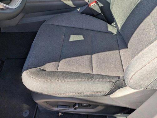 Space White Metallic 2026 Ford Explorer Active (200A)