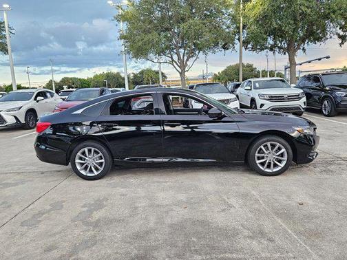 2022 Honda Accord LX 1.5T