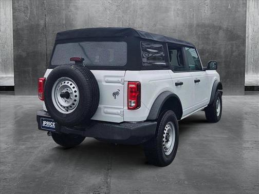 2021 Ford Bronco Base 4 Door 4x4