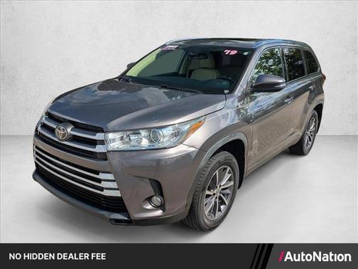 Predawn Gray Mica 2019 Toyota Highlander XLE