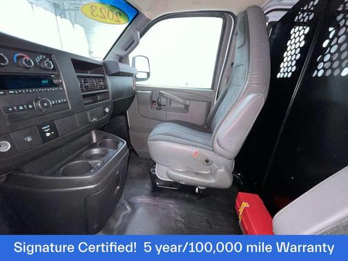 2023 GMC Savana 2500 Work Van